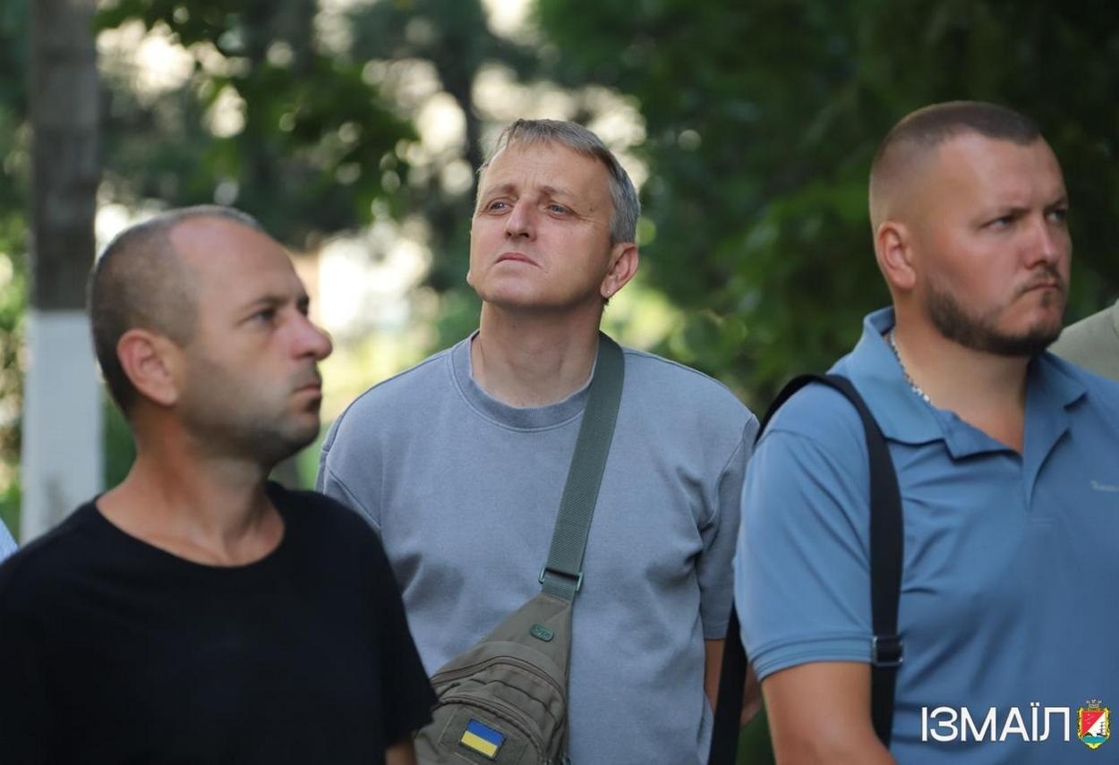 В Ізмаїлі, під час ворожої атаки на місто, в п’ятиповерхівку влучив шахед