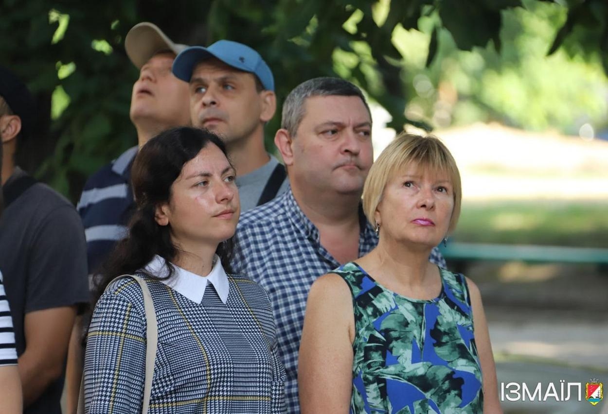 В Ізмаїлі, під час ворожої атаки на місто, в п’ятиповерхівку влучив шахед